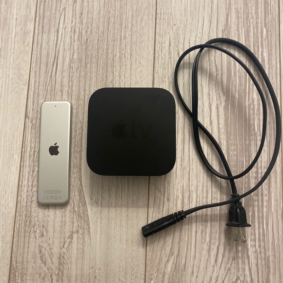 Apple TV 4th Generation 4K model - Picture 4 of 4